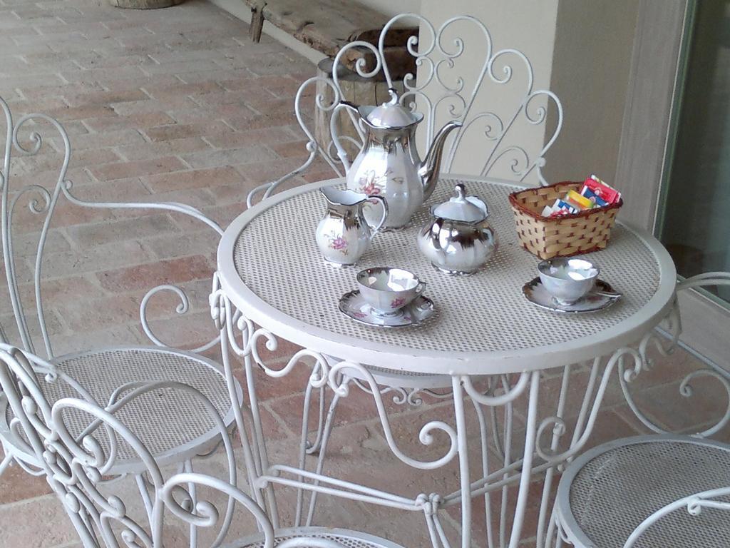 Villa Marietta Country House - Marche Montemaggiore al Metauro Extérieur photo